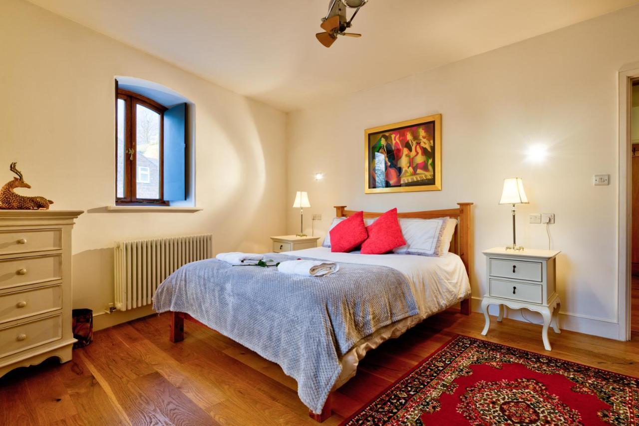 Stylish Town Centre Stay - 2-Bed Luxury Suite With Wifi Стамфорд Экстерьер фото